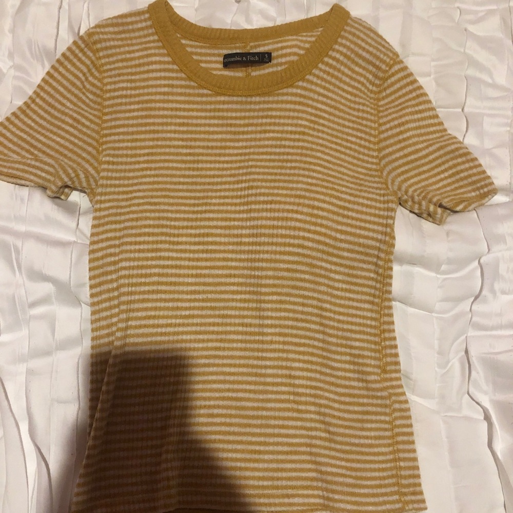 Abercrombie and Fitch short sleeve shirt